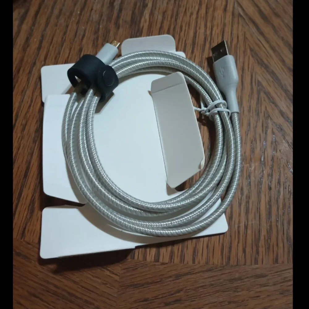 Belkin 5 ft Boost Up Charge Micro USB to USB A Cable and Strap